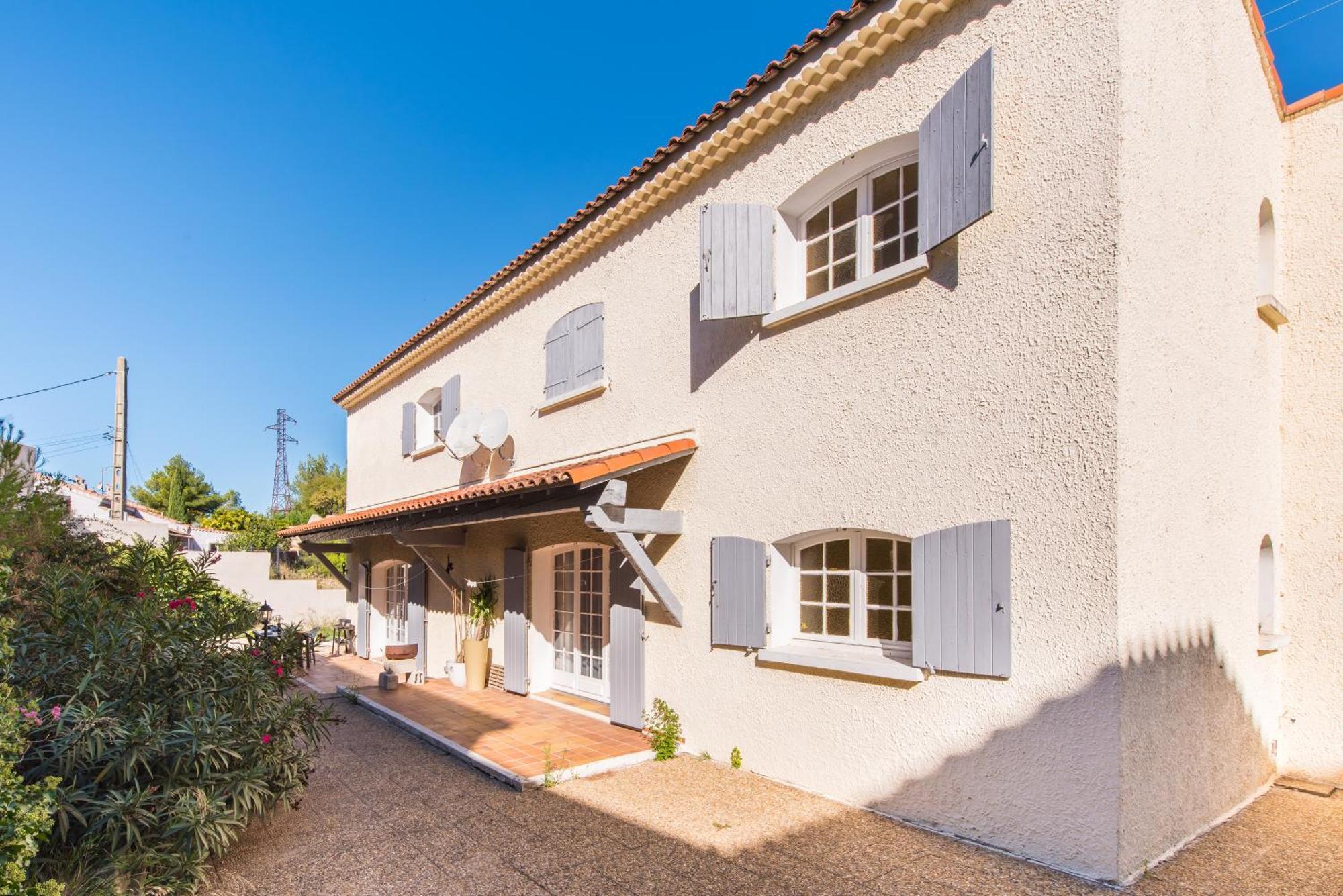 Villa Martigues Bagian luar foto